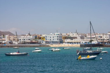 Corralejo Fuertaventura, limandan. Metni kopyalamak için kalan boşluk.