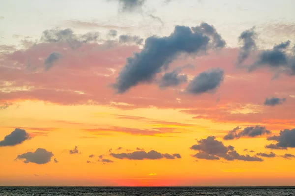 Schöner Himmel Bei Sonnenuntergang Über Dem Meer Tarchankut Krim Ukraine — Stockfoto