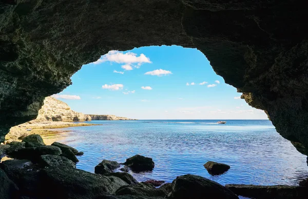 Grutas Costeiras Pitorescas Costa Mar Negro Crimeia Tarkhankut Ucrânia — Fotografia de Stock