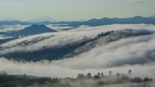 Hermosas Nubes Deriva Mar Nubes Sobre Montaña Tomado Ranau Sabah — Vídeos de Stock