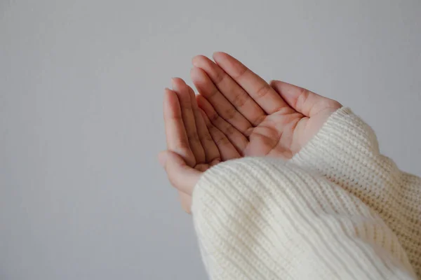 Mulher Mãos Abertas Orando Mãos Com Religião Crença Deus — Fotografia de Stock