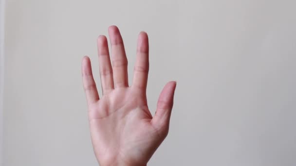 Woman Raising Hand Palm Five Fingers Say Goodbye — Stock Video