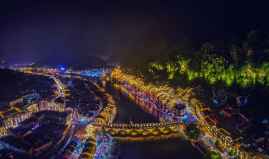 Gece görüşü Zhenyuan, Guizhou, Çin