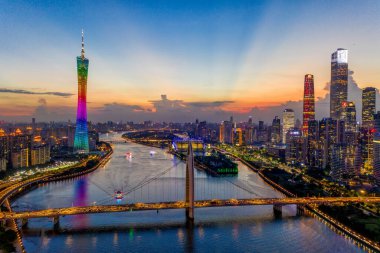 Guangzhou 'daki en iyi ziyaretçi, gece düşüşü, İHA.