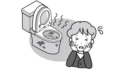 Tuvalet su sızdırdığı ve zemin kirli olduğu için başı dertte olan yaşlı bir kadın.