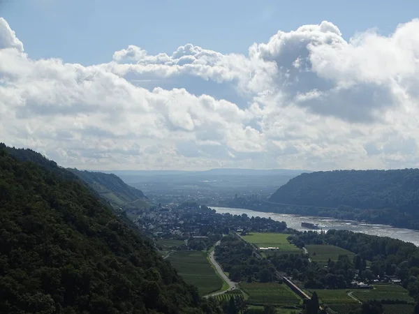 Wer Den Rheinsteig Erwandert Braucht Für Die 330 Kilometer Etwa — Stockfoto