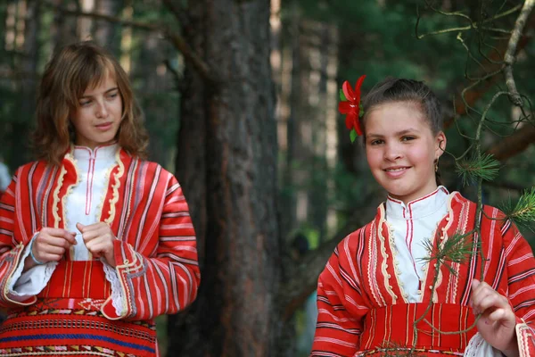 Koprivshtica Bulgarien Augusti 2010 Människor Traditionell Folkdräkt National Folklore Fair — Stockfoto