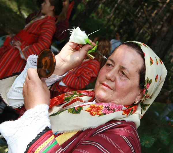 Koprivshtica Болгарія Серпня 2010 Люди Традиційному Народному Костюмі Національного Фольклорного — стокове фото