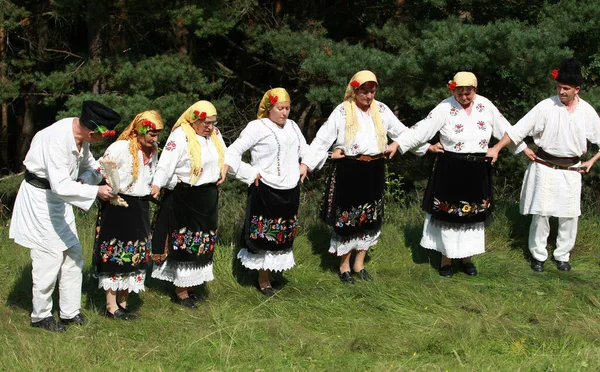 Koprivshtica Bulharsko Srpna 2010 Lidé Tradičním Lidovém Kostýmu Národního Folklórního — Stock fotografie