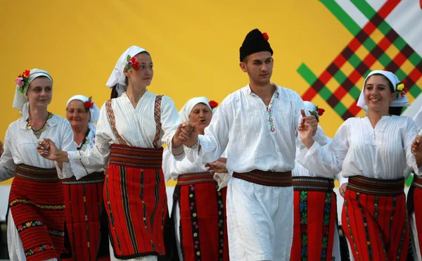 Koprivshtica Bulharsko Srpna 2010 Lidé Tradičním Lidovém Kostýmu Národního Folklórního — Stock fotografie