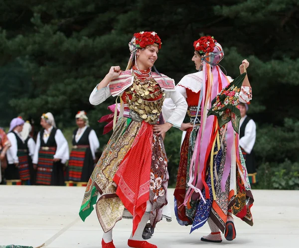 Koprivshtica Bulgaria Agosto 2010 Persone Costume Tradizionale Popolare Della Fiera — Foto Stock