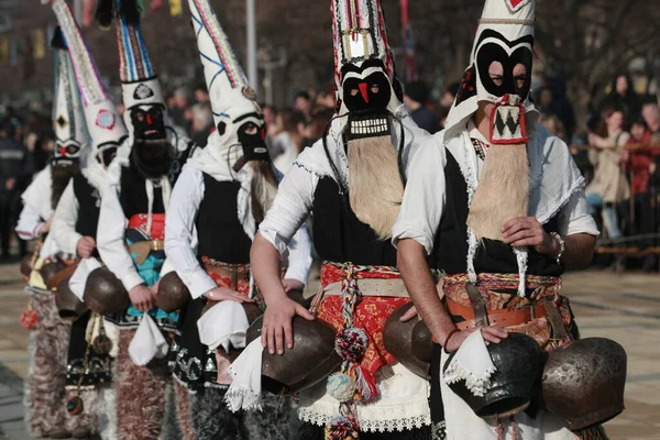 Pernik Bulgaria Enero 2016 Festival Máscaras Surva Pernik Bulgaria Gente —  Fotos de Stock