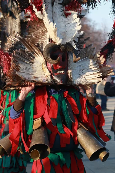 Pernik Bulharsko Ledna 2019 Lidé Maskou Zvanou Kukeri Tančí Vystupují — Stock fotografie