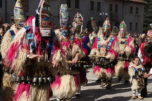 Shiroka Laka Bulgária Março 2017 Pessoas Traje Tradicional Kukeri São — Fotografia de Stock