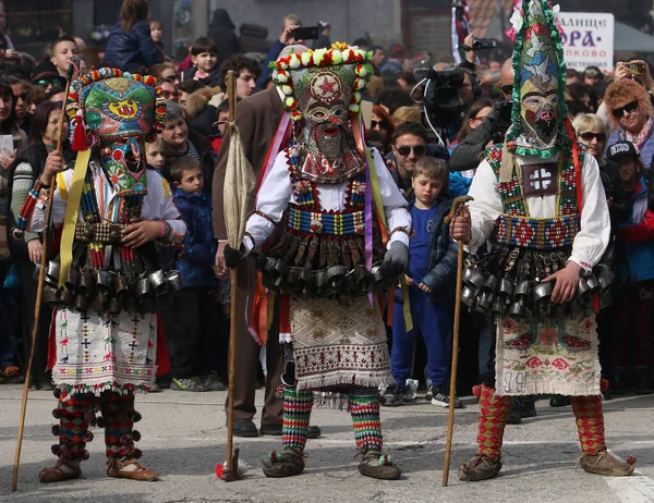 Shiroka Laka Bulgária Março 2017 Pessoas Traje Tradicional Kukeri São — Fotografia de Stock