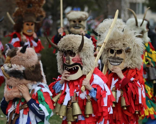 Zemen Bulgaria Marzo 2019 Festival Máscaras Surva Zemen Bulgaria Gente — Foto de Stock