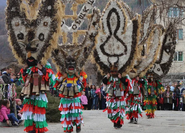 Zemen Bulgaristan Mart 2019 Bulgaristan Zemen Kentinde Maskeli Balo Festivali — Stok fotoğraf