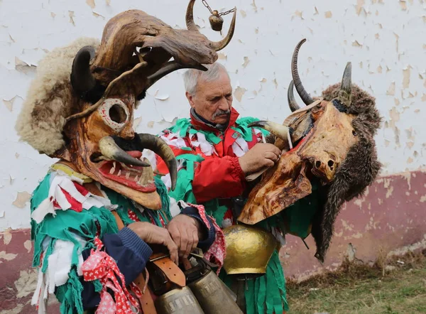 Zemen Bułgaria Marca 2019 Festiwal Maskowy Surva Zemen Bułgaria Ludzie — Zdjęcie stockowe