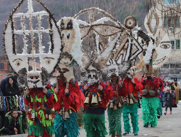 Zemen Bulgária Março 2019 Festival Máscaras Surva Zemen Bulgária Pessoas — Fotografia de Stock