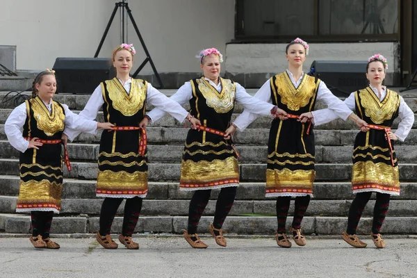 Zemen Bulgária 2019 Március Hagyományos Bolgár Autentikus Folklór Ruhákkal Öltözött — Stock Fotó