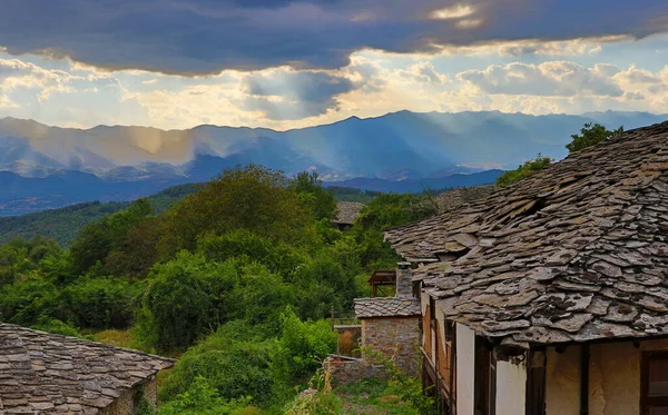 Hora Verão Aldeia Leshten Bulgária Casas Pedra Bulgária Europa Vila — Fotografia de Stock