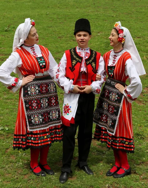 Vratsa Bulgaria June 2018 People Traditional Authentic Folk Costumes Recreating — стокове фото