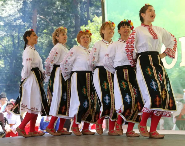 Vratsa Bulgaria June 2018 People Traditional Authentic Folk Costumes Recreating — стокове фото