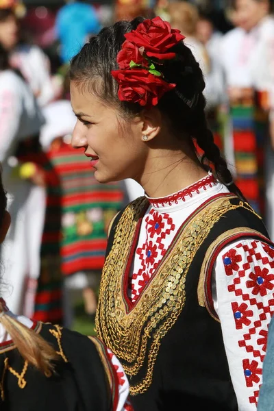 Vratsa Bulgarie Juin 2018 Des Gens Costumes Folkloriques Authentiques Traditionnels — Photo