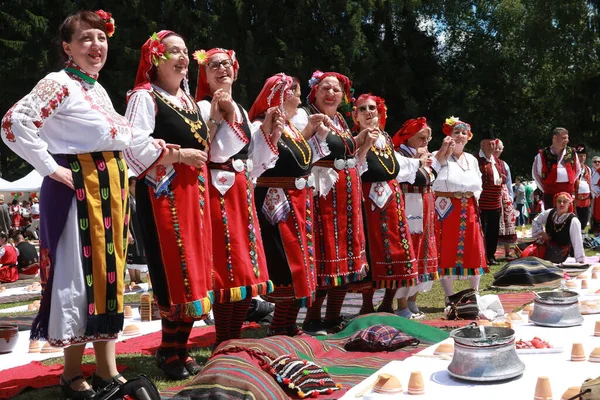 Vratsa Bulgaria June 2018 People Traditional Authentic Folk Costumes Recreating — Stock Photo, Image