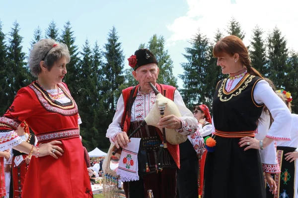 Vratsa Bulgaria June 2018 People Traditional Authentic Folk Costumes Recreating — стокове фото