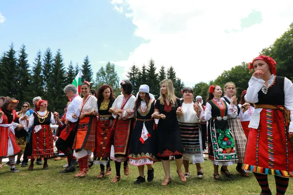 Vratsa Bulgaria June 2018 People Traditional Authentic Folk Costumes Recreating — Stok fotoğraf