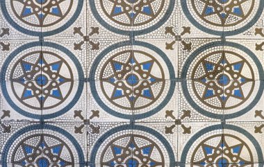 Damalı geleneksel Avrupa seramik mozaik kaplama şablonu. Mimari mozaik detay, sokak, banyo ve havuz için soyut arka plan. Sokak ve iç tasarım için süs deseni