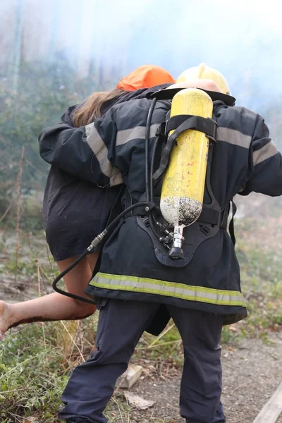 Sofía Bulgaria Diciembre 2019 Voluntarios Juventud Cruz Roja Búlgara Brcy — Foto de Stock