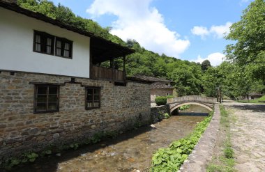 Bulgaristan 'ın Gabrovo semtindeki Etnografik Açık Hava Müzesi' nde bulunan 