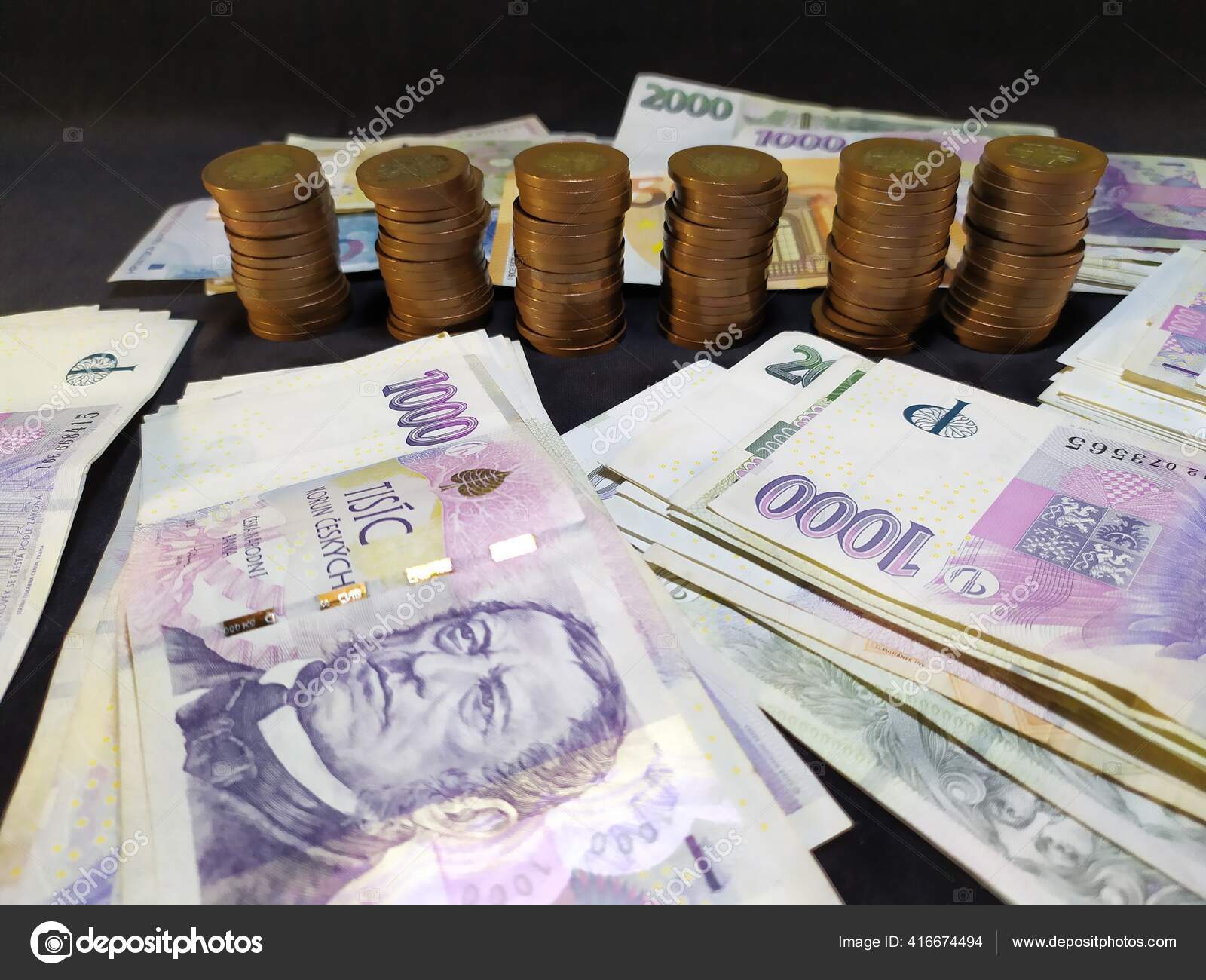 Close Czech Banknotes Stacked Stacks Columns Czech Fifty Koruna Coins —  Stock Editorial Photo © glozap #416674494