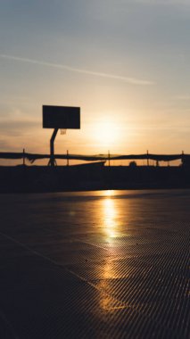 Arka aydınlatma basketbol sahası