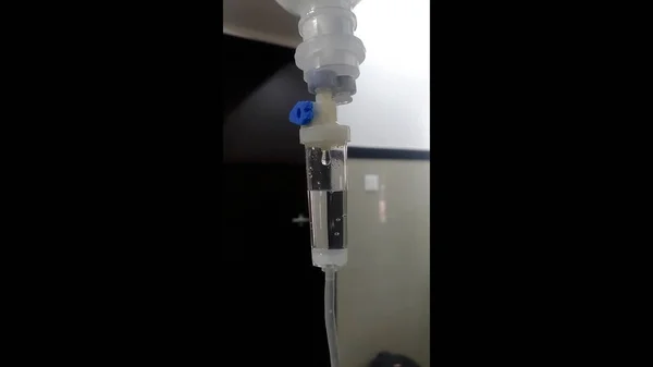 Gouttes Salines Goutte Goutte Dans Une Perfusion Intraveineuse Dans Hôpital — Photo