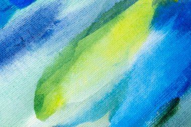 Kağıt dokusunda mavi ve yeşil suluboya, arkaplan tasarımı, elle boyanmış element