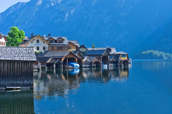 도시와 호수의 오스트리아의 스타트 알프스 — 스톡 사진