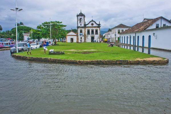 Paraty Gamla Stan Gatuvy Med Kolonial Kyrka Brasilien — Stockfoto