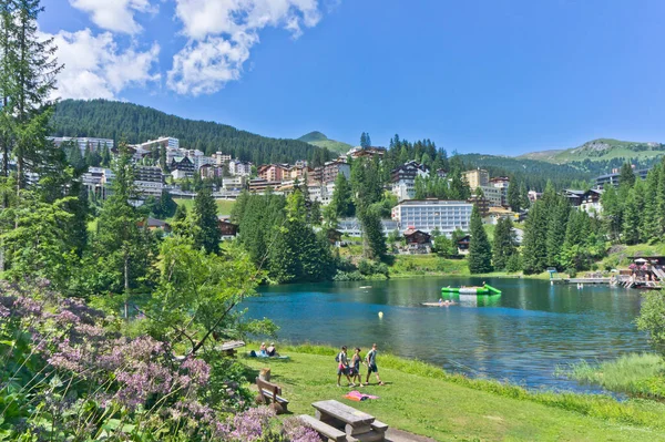 Arosa, göl manzarası, Alpler İsviçre, Avrupa