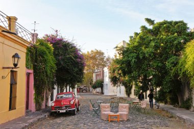 Colonia del Sacramento, Eski şehir sokak manzarası, Uruguay, Güney Amerika