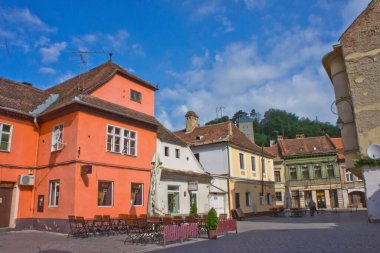 Brasov, Eski şehir sokak manzarası, Romanya, Balkanlar, Avrupa