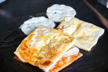 Hint Roti 'si ya da tavada pişen ekmek.
