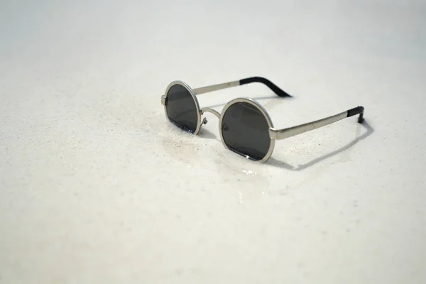 Sunglasses Sandy Beach Summer Travel Concept — Stock Photo, Image