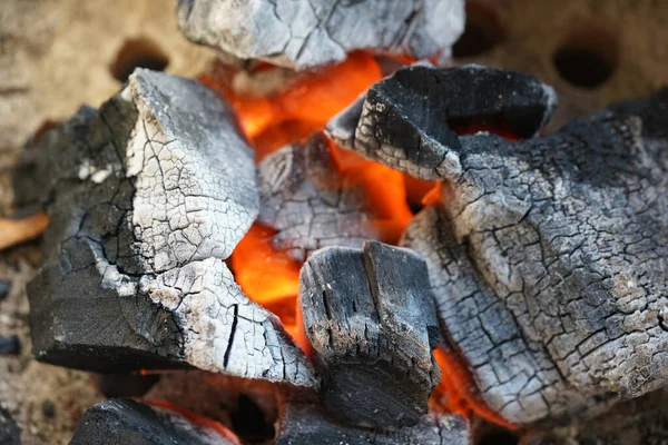 Fuego Carbón Vegetal Estufa Carbón Quemando Parrilla —  Fotos de Stock