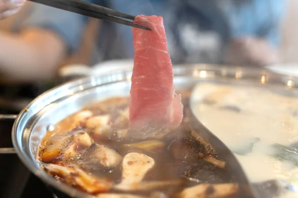 Deliciosa Carne Picante Shabu Shabu Panela Quente — Fotografia de Stock