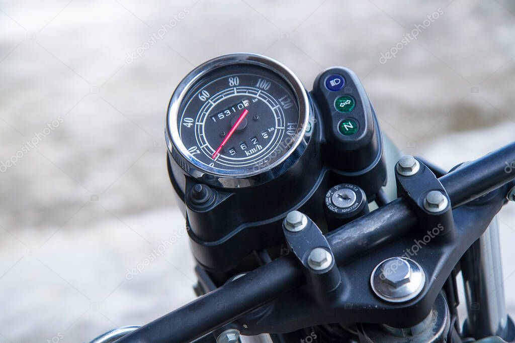 motorcycle speedometer with round shape