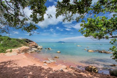 sinka adası plajı, Singkawang, Batı Kalimantan, Endonezya