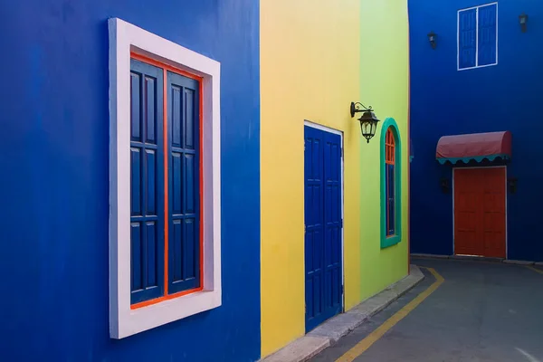 Edifício Arquitetura Colorida Casa Beco — Fotografia de Stock